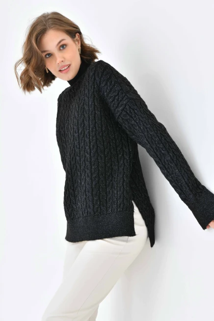 Kadın Yarım Balıkçı Yırtmaçlı Salaş Triko Kazak