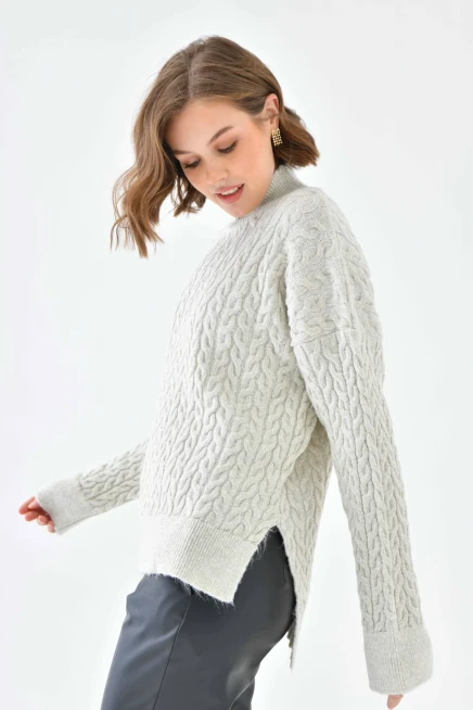 Kadın Yarım Balıkçı Yırtmaçlı Salaş Triko Kazak