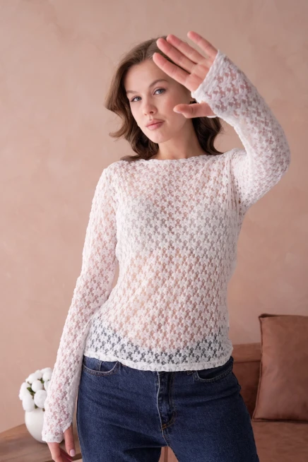 Geniş Yaka Dantel Uzun Kol Top Bluz