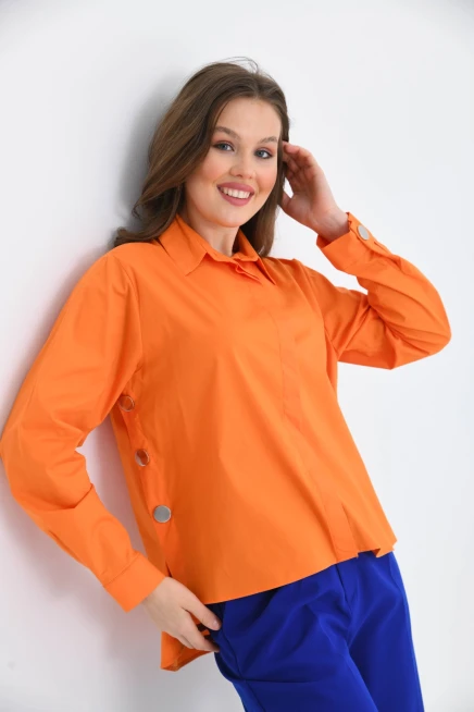 Kadın Yan Yırtmaç Detaylı Uzun Kol Over Size Gömlek