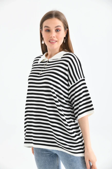 Polo Yaka Fermuarlı Çizgili Mevsimlik Salaş Triko Kazak